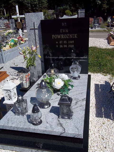 Ewa Powroźnik 1969 Bolków - Grobonet - Wyszukiwarka osób pochowanych